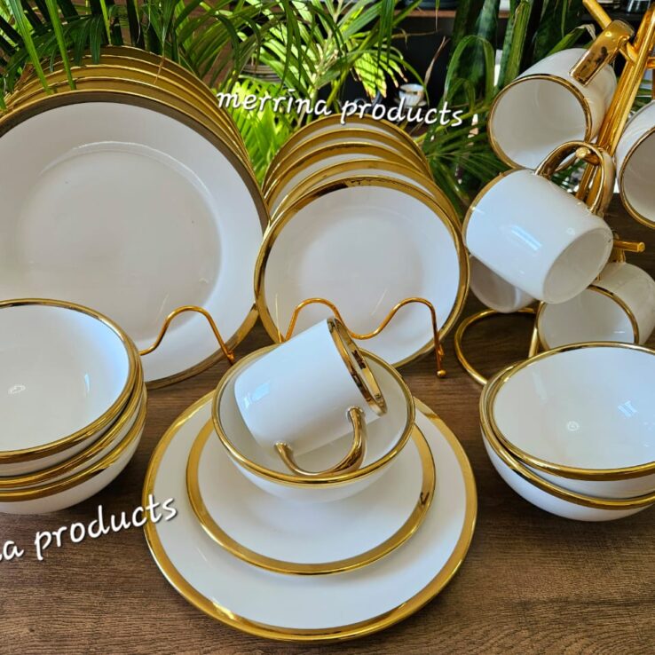 24 Piece Gold Rimmed Dinner Set