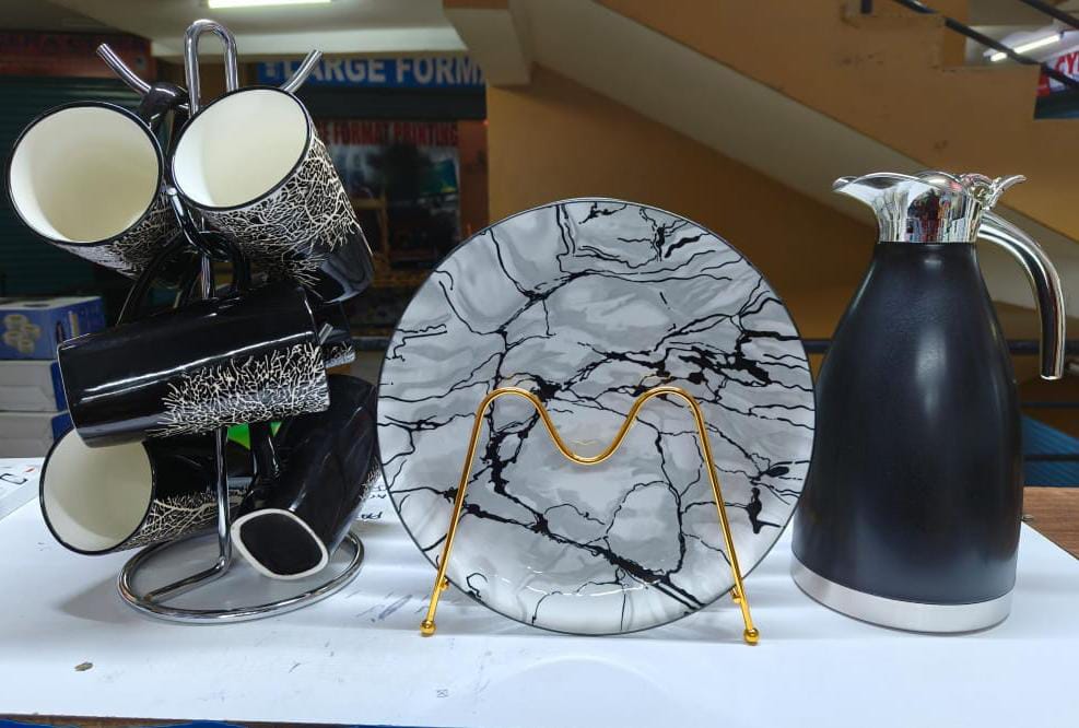 13 Piece High Quality Dinner Set